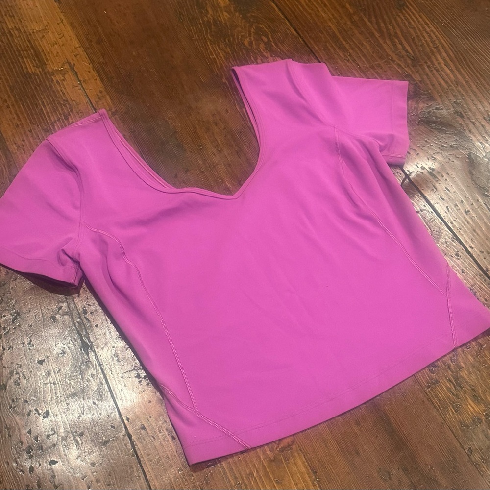 Lululemon Vivid Plum Set - Align Tee and 21” Align Leggings Size 6 - Picture 6 of 6